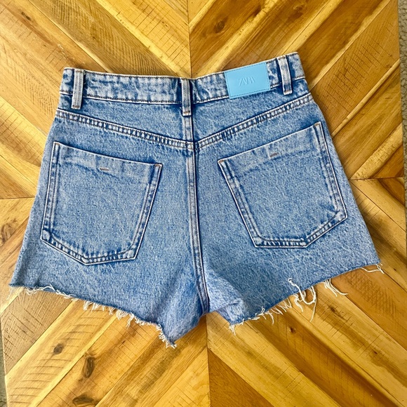 3 Pairs of Zara Gap High Rise Denim Cutoff Shorts - Picture 8 of 11